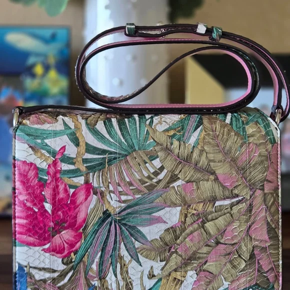 Salvatore Ferragamo Multicolor Tropical Shoulder Bag - Picture 3 of 8
